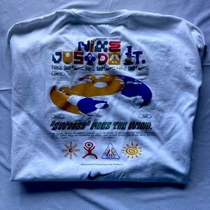 Nike Air Better Tomorrow Center Swoosh Baggy Essential size XL great condition